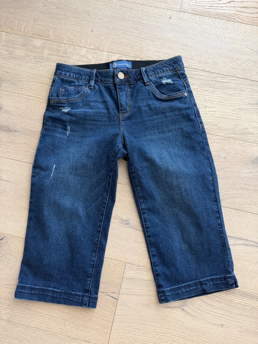 Democracy Absolution Jeans Stretch Denim Distressing Size 4 P Women's Capri